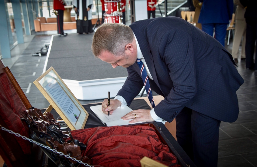 Senedd events marks 35th anniversary of Falklands War   