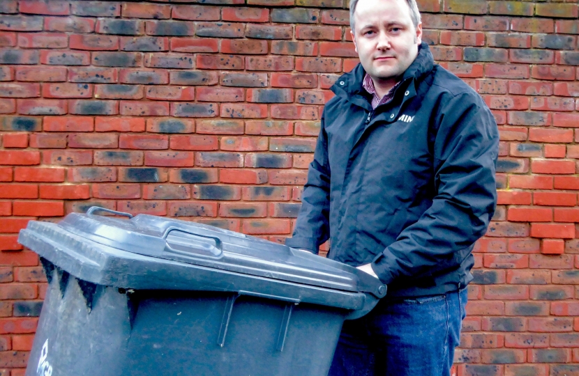 Councillors urged to reject monthly bin collections