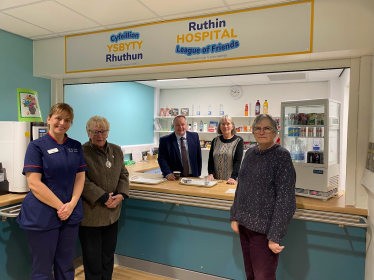 Praise for staff and volunteers at Ruthin Community Hospital