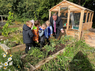 Praise for green-fingered pupils